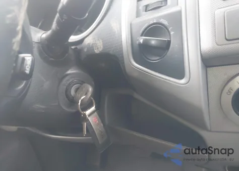 2011 Toyota Tacoma Base V6 from USA, damaged, VIN 3TMLU4EN1BM066456